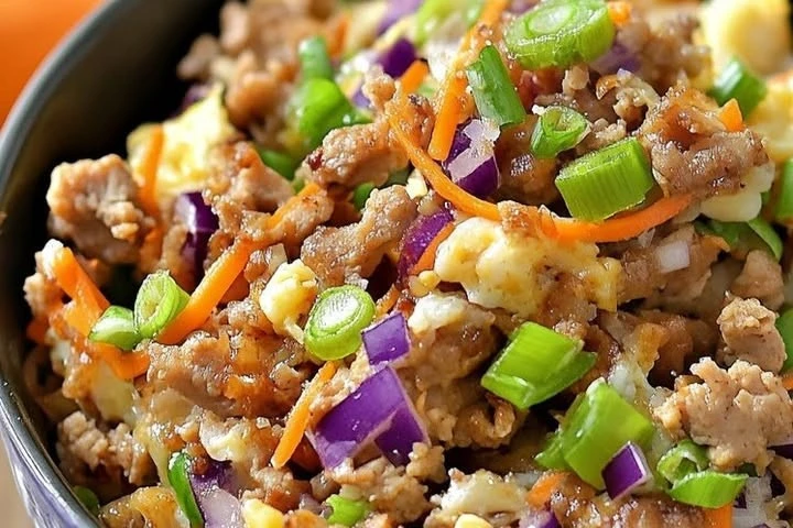 Low-Carb Egg Roll in a Bowl: Quick & Delicious!